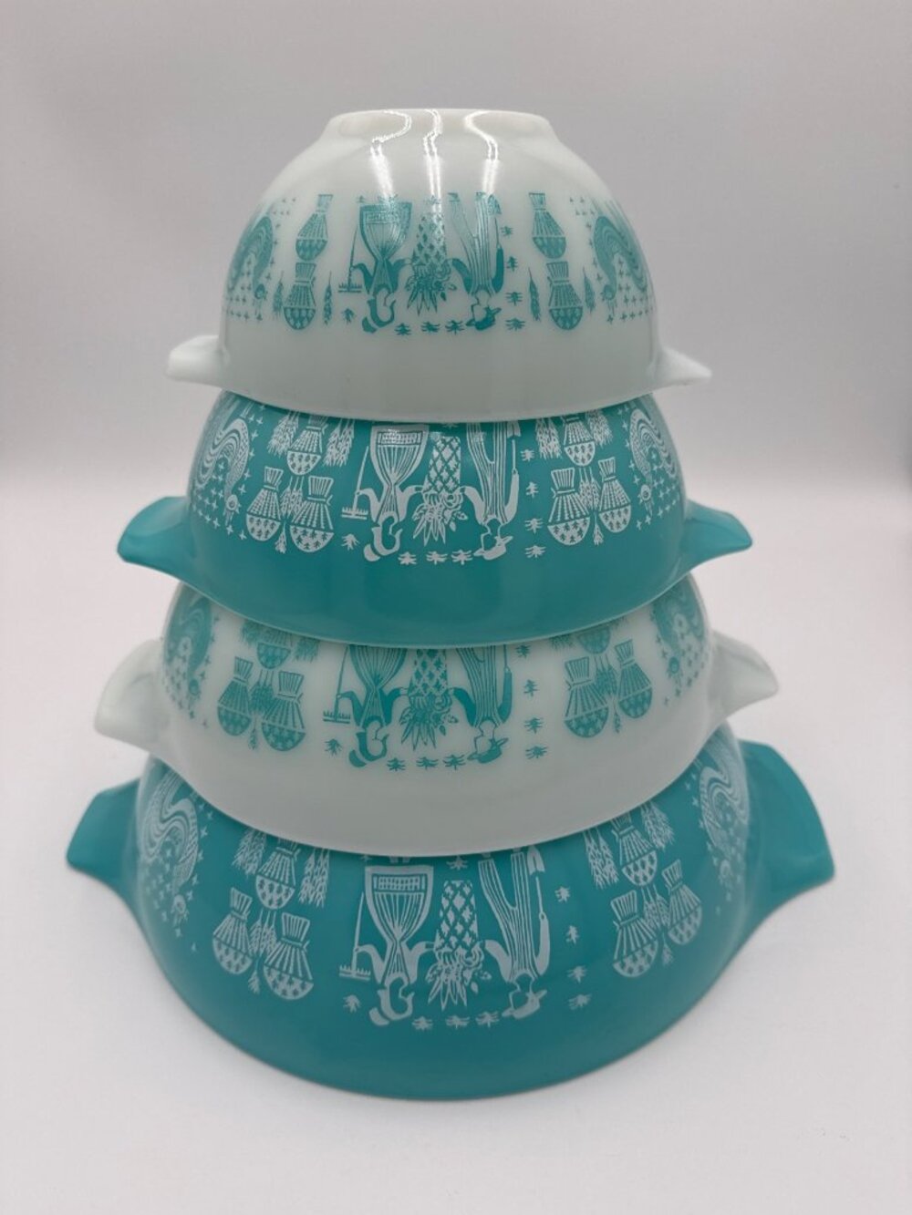 Vintage Pyrex Turquoise Amish Butterprint Cinderella Mixing Bowl Set Of 4